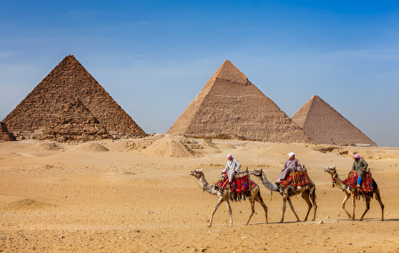  Tour de 3 Días por El Cairo y Alejandría: Descubriendo los Tesoros de Egipto.